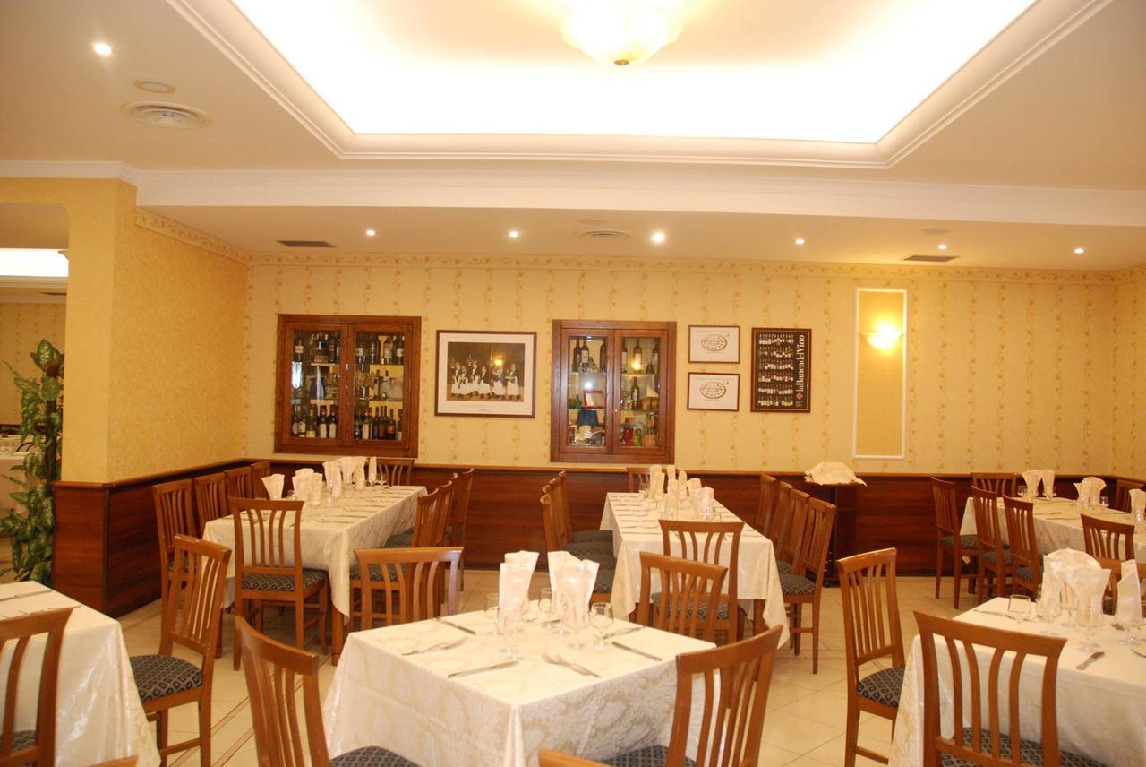 Ristorante Albergo 7Bello Caposele Buitenkant foto
